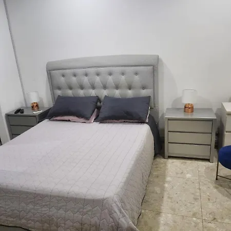 Pequena,bano Privado Boca Grande Habitación en casa particular